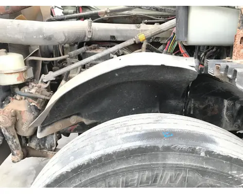 Freightliner COLUMBIA 120 Fender