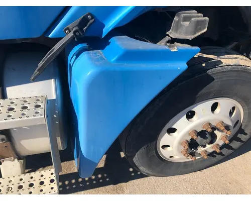 Freightliner COLUMBIA 120 Fender