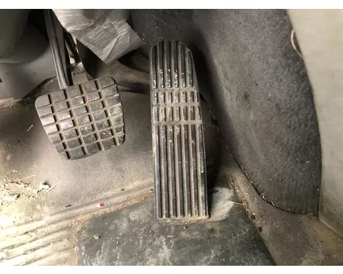 Freightliner COLUMBIA 120 Foot Control , Pedal