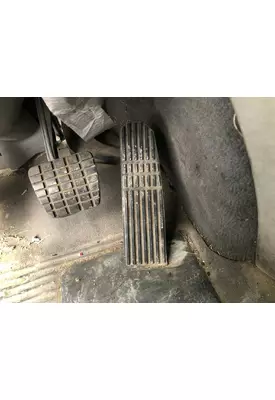 Freightliner COLUMBIA 120 Foot Control , Pedal