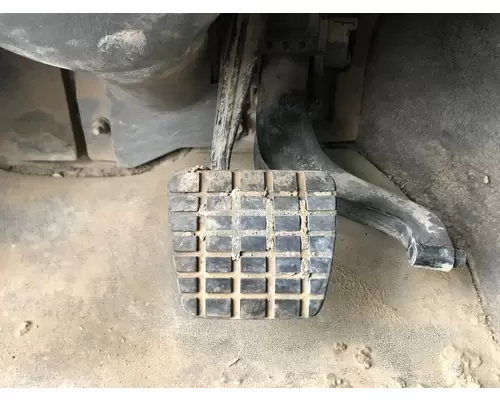 Freightliner COLUMBIA 120 Foot Control , Pedal