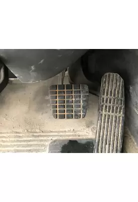 Freightliner COLUMBIA 120 Foot Control , Pedal