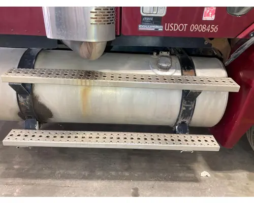 Freightliner COLUMBIA 120 Fuel Tank Strap