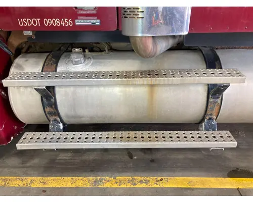 Freightliner COLUMBIA 120 Fuel Tank Strap