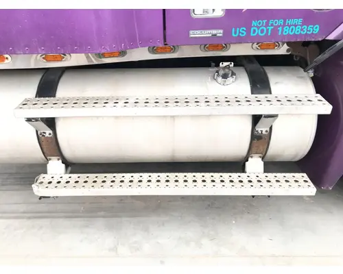 Freightliner COLUMBIA 120 Fuel Tank Strap