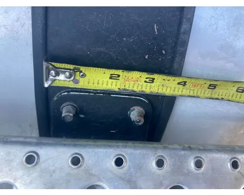 Freightliner COLUMBIA 120 Fuel Tank Strap