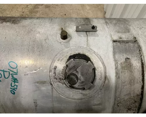 Freightliner COLUMBIA 120 Fuel Tank