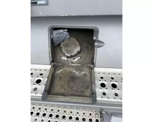 Freightliner COLUMBIA 120 Fuel Tank
