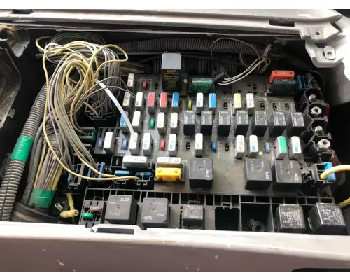 Freightliner COLUMBIA 120 Fuse Box
