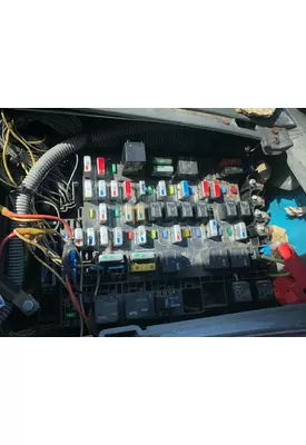 Freightliner COLUMBIA 120 Fuse Box