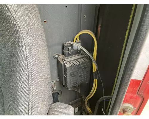 Freightliner COLUMBIA 120 Fuse Box