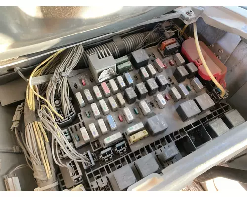 Freightliner COLUMBIA 120 Fuse Box