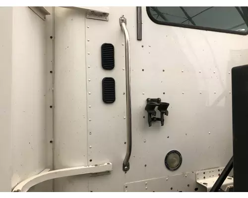 Freightliner COLUMBIA 120 Grab Handle