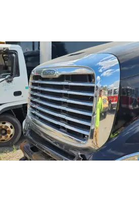 Freightliner COLUMBIA 120 Grille