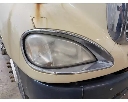 Freightliner COLUMBIA 120 Headlamp Assembly