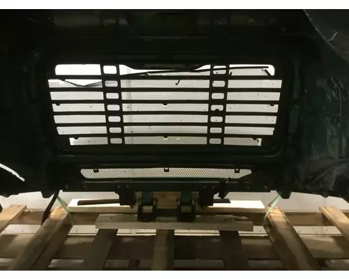 Freightliner COLUMBIA 120 Hood