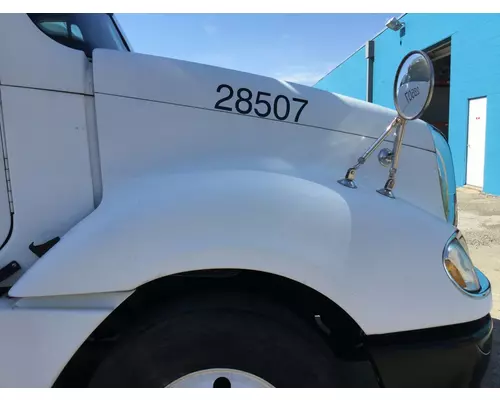 Freightliner COLUMBIA 120 Hood