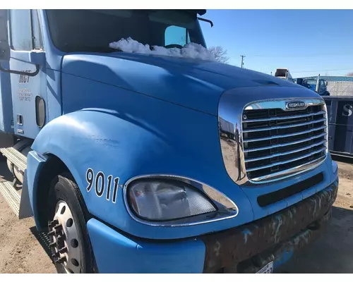 Freightliner COLUMBIA 120 Hood