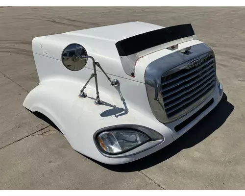 Freightliner COLUMBIA 120 Hood