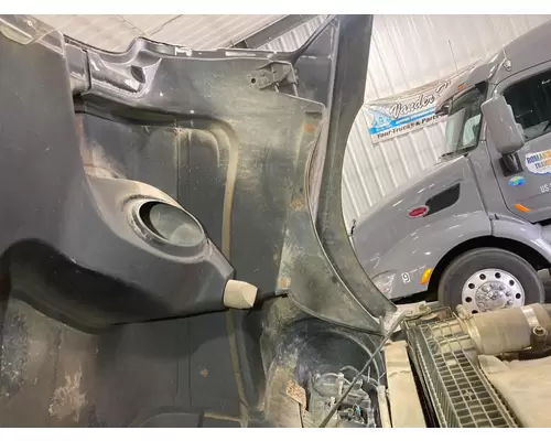 Freightliner COLUMBIA 120 Hood