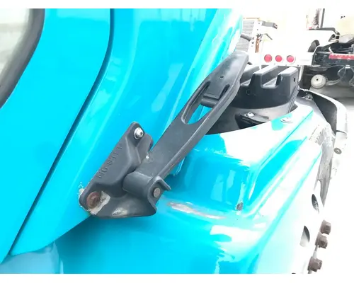 Freightliner COLUMBIA 120 Hood