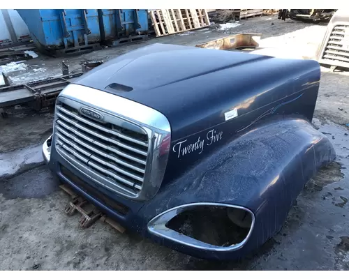 Freightliner COLUMBIA 120 Hood