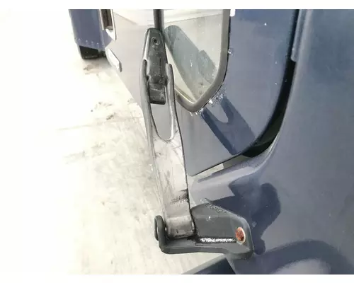 Freightliner COLUMBIA 120 Hood