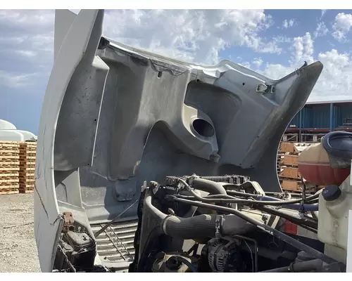 Freightliner COLUMBIA 120 Hood