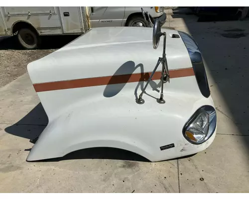 Freightliner COLUMBIA 120 Hood