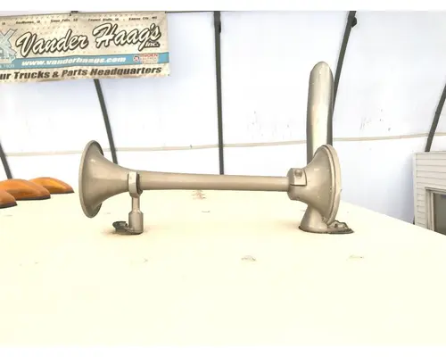 Freightliner COLUMBIA 120 Horn