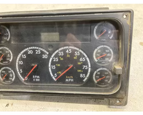 Freightliner COLUMBIA 120 Instrument Cluster