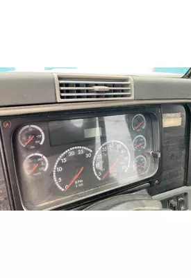 Freightliner COLUMBIA 120 Instrument Cluster