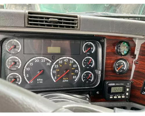 Freightliner COLUMBIA 120 Instrument Cluster