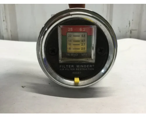 Freightliner COLUMBIA 120 Instrument Cluster