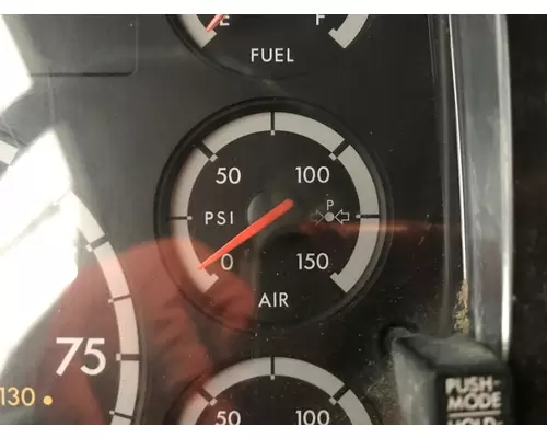 Freightliner COLUMBIA 120 Instrument Cluster