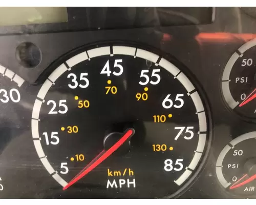 Freightliner COLUMBIA 120 Instrument Cluster