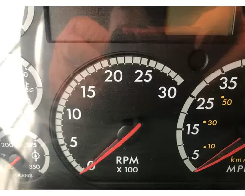 Freightliner COLUMBIA 120 Instrument Cluster