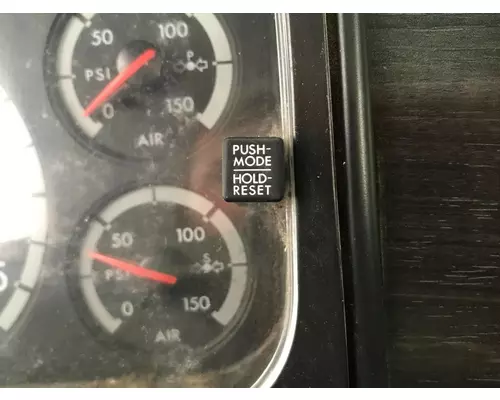 Freightliner COLUMBIA 120 Instrument Cluster