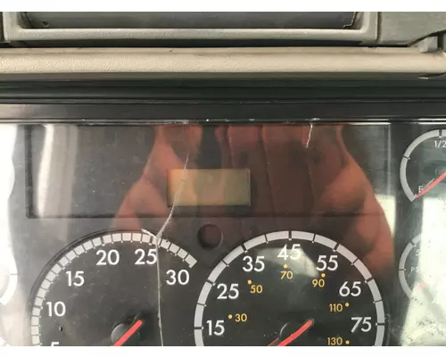 Freightliner COLUMBIA 120 Instrument Cluster