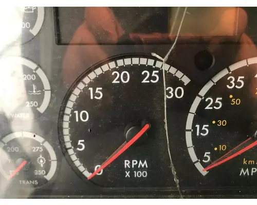 Freightliner COLUMBIA 120 Instrument Cluster