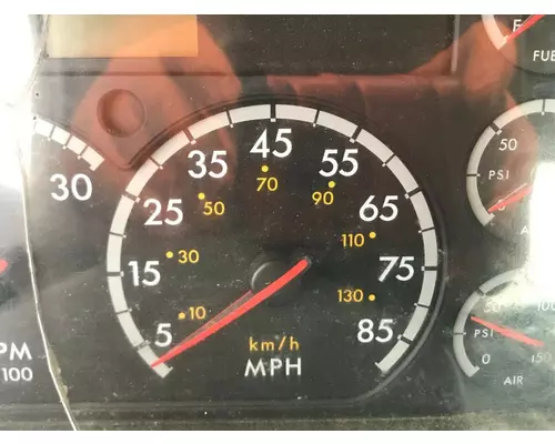 Freightliner COLUMBIA 120 Instrument Cluster