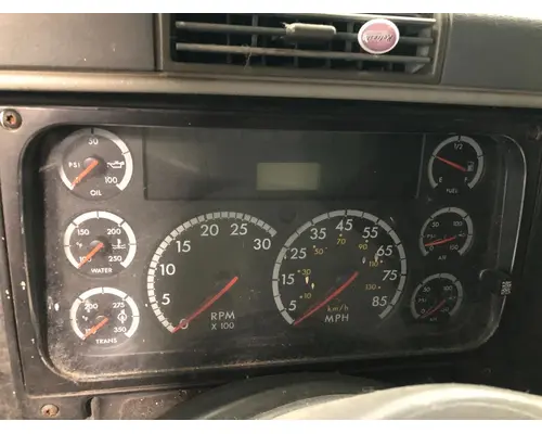 Freightliner COLUMBIA 120 Instrument Cluster
