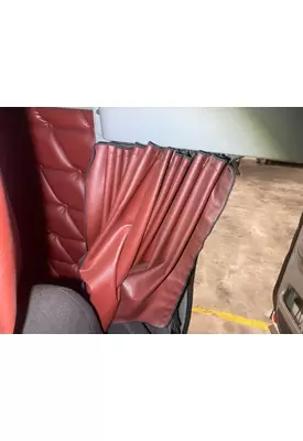 Freightliner COLUMBIA 120 Interior Curtains