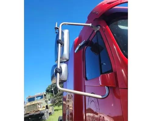 Freightliner COLUMBIA 120 Mirror (Side View)