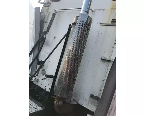 Freightliner COLUMBIA 120 Muffler Shield