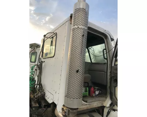 Freightliner COLUMBIA 120 Muffler Shield