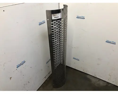 Freightliner COLUMBIA 120 Muffler Shield