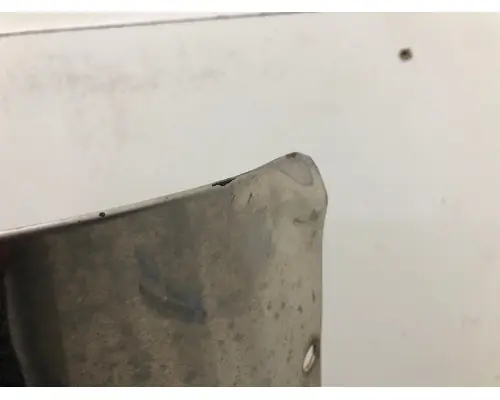 Freightliner COLUMBIA 120 Muffler Shield