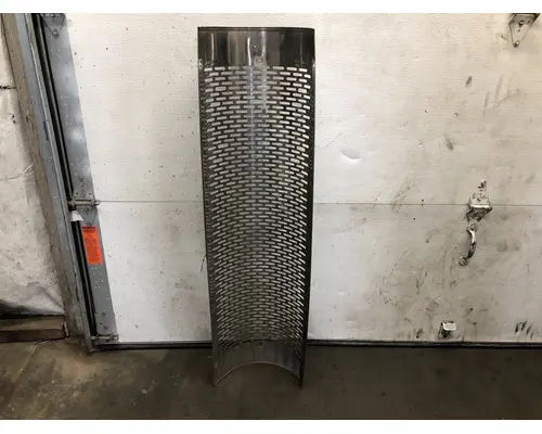 Freightliner COLUMBIA 120 Muffler Shield