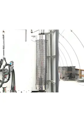 Freightliner COLUMBIA 120 Muffler Shield